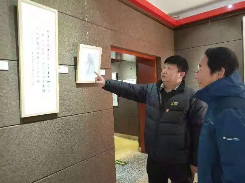 甜美奥莉暑假逛街
