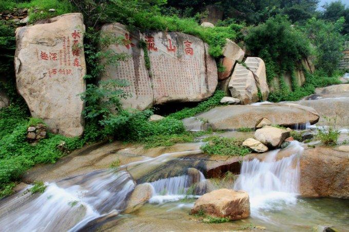 无人的神秘村